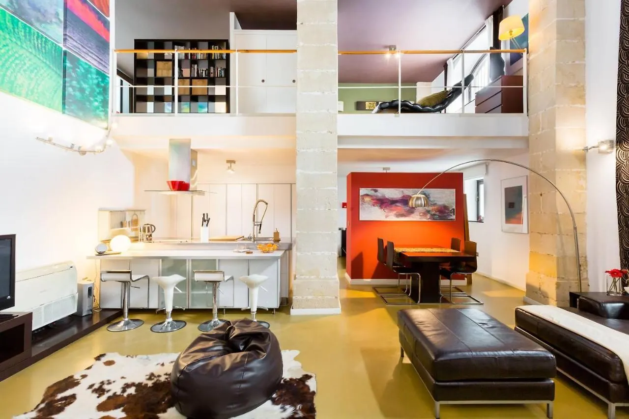 Artqhost Jerez Huge Loft & Free Parking Apartment